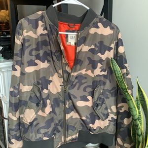Cameo jacket / size large
